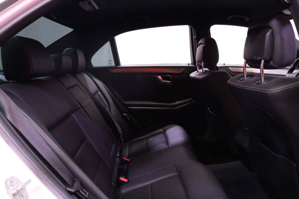 Mercedes-Benz - E - 250 BlueTec 4Matic Premium Business // IHC+ / Airmatic / Webasto / Ortopedit / Tutkat / Cruise // Mercedes-Benz - E - 250 BlueTec 4Matic Premium Business // IHC+ / Airmatic / Webasto / Ortopedit / Tutkat / Cruise // - Sedan