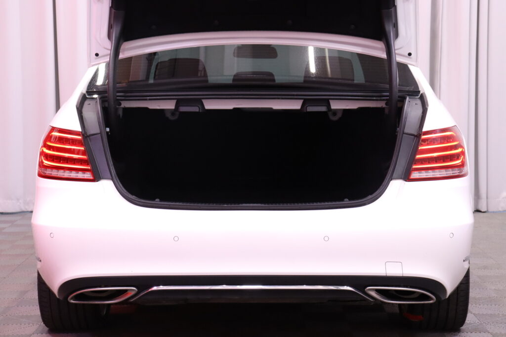 tuotekuva-Mercedes-Benz-E-TZP-191-2026-01-13-110102-16 tuotekuva-Mercedes-Benz-E-TZP-191-2026-01-13-110102-16