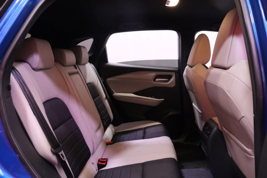 Nissan - Qashqai - MHEV 158 Xtronic 2WD Tekna // 1.om Suomi-auto / Adapt.LED / ProPilot / HUD / Adapt.vakkari / 360° / Navi // Nissan - Qashqai - MHEV 158 Xtronic 2WD Tekna // 1.om Suomi-auto / Adapt.LED / ProPilot / HUD / Adapt.vakkari / 360° / Navi // - Maastoauto