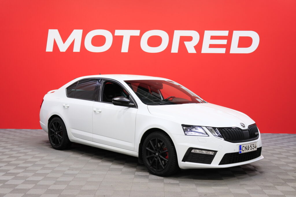 Skoda - Octavia - 2,0 TDI 184 4x4 RS BusinessLine DSG // Suomi-auto / Webasto / ACC / Digimittari / Keyless / BLIS / Tutkat / LED // Skoda - Octavia - 2,0 TDI 184 4x4 RS BusinessLine DSG // Suomi-auto / Webasto / ACC / Digimittari / Keyless / BLIS / Tutkat / LED // - Sedan