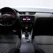 Skoda - Octavia - 2,0 TDI 184 4x4 RS BusinessLine DSG // Suomi-auto / Webasto / ACC / Digimittari / Keyless / BLIS / Tutkat / LED // - Sedan