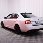 Skoda - Octavia - 2,0 TDI 184 4x4 RS BusinessLine DSG // Suomi-auto / Webasto / ACC / Digimittari / Keyless / BLIS / Tutkat / LED // - Sedan