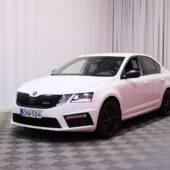 Skoda - Octavia - 2,0 TDI 184 4x4 RS BusinessLine DSG // Suomi-auto / Webasto / ACC / Digimittari / Keyless / BLIS / Tutkat / LED // - Sedan