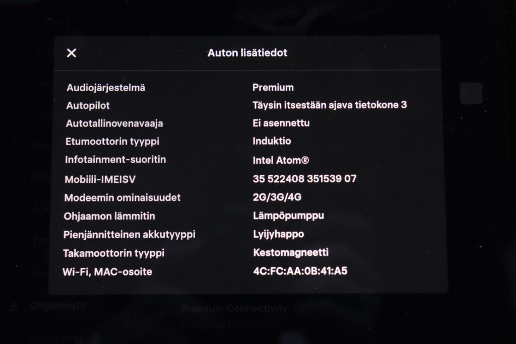 tuotekuva-Tesla-Model-3-ETM-149-2026-01-28-130005-19 tuotekuva-Tesla-Model-3-ETM-149-2026-01-28-130005-19