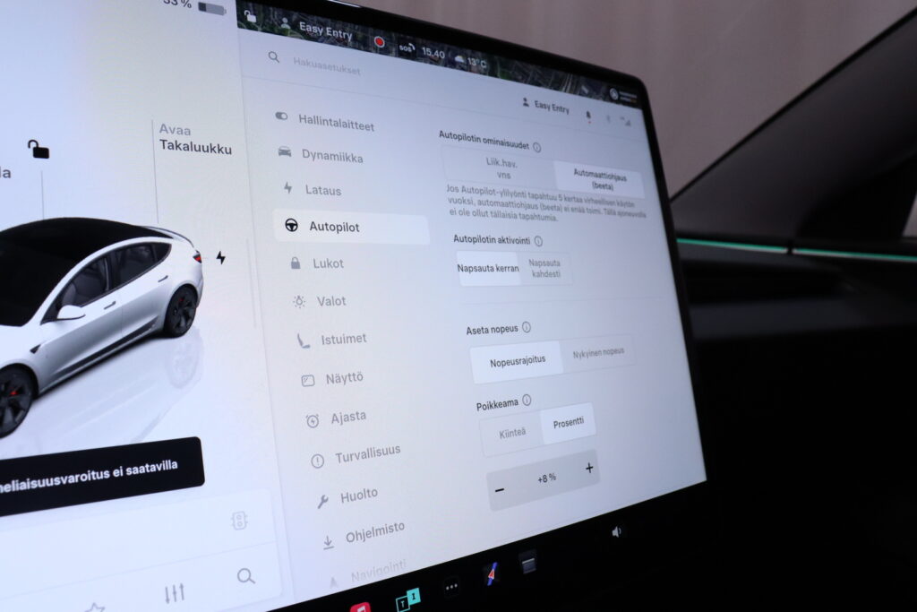 tuotekuva-Tesla-Model-3-ZPK-685-2026-01-30-100502-21 tuotekuva-Tesla-Model-3-ZPK-685-2026-01-30-100502-21