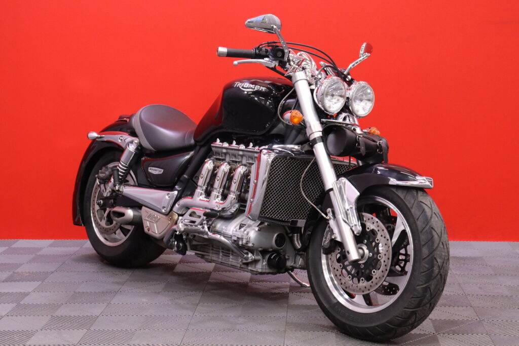 Triumph - ROCKET III - Classic // ZARD / Suomi-pyörä // Triumph - ROCKET III - Classic // ZARD / Suomi-pyörä // - Moottoripyörä