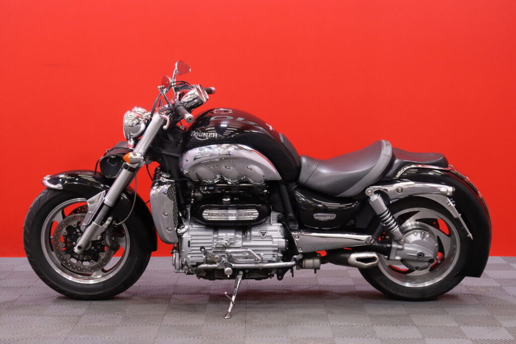 Triumph - ROCKET III - Classic // ZARD / Suomi-pyörä // Triumph - ROCKET III - Classic // ZARD / Suomi-pyörä // - Moottoripyörä