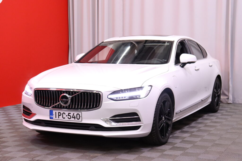 Volvo - S90 - T8 AWD Inscription aut // Webasto / Pilot Assist / Muistinahat / 360 kamera / H&K / HUD / Kaistavahti / ACC // Volvo - S90 - T8 AWD Inscription aut // Webasto / Pilot Assist / Muistinahat / 360 kamera / H&K / HUD / Kaistavahti / ACC // - Sedan