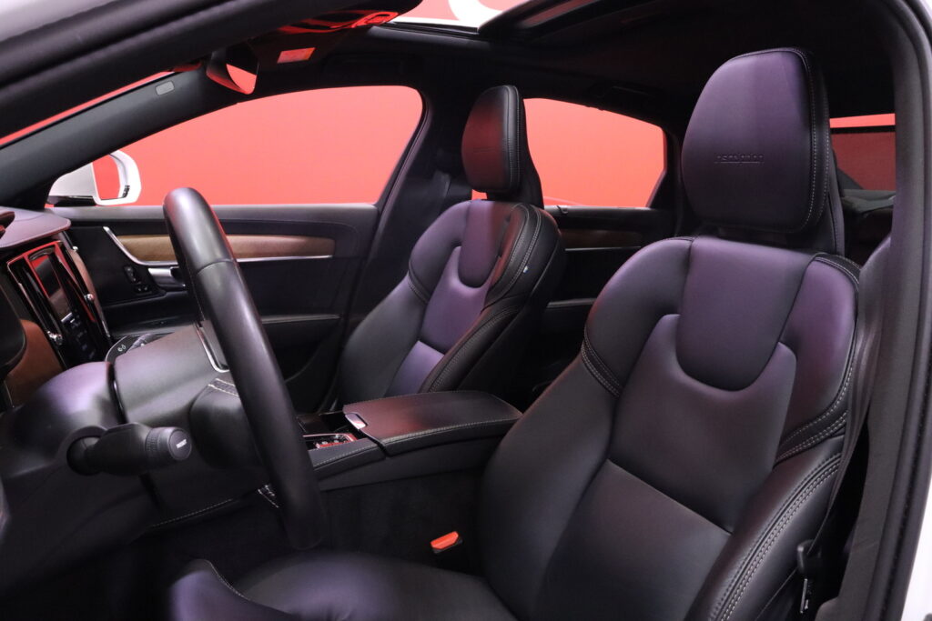 tuotekuva-Volvo-S90-IPC-540-2026-01-05-112604-15 tuotekuva-Volvo-S90-IPC-540-2026-01-05-112604-15