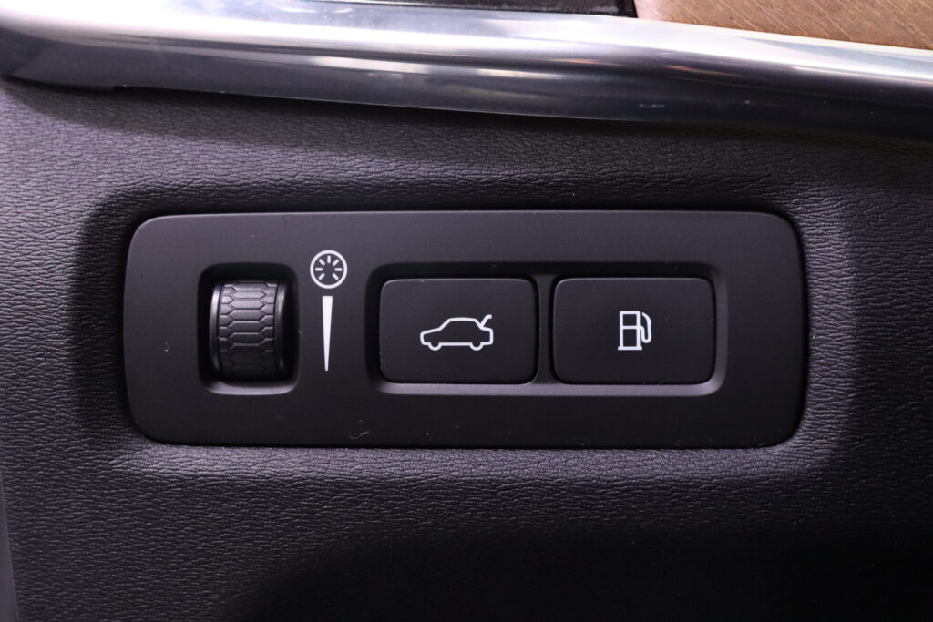 tuotekuva-Volvo-S90-IPC-540-2026-01-05-112604-20 tuotekuva-Volvo-S90-IPC-540-2026-01-05-112604-20