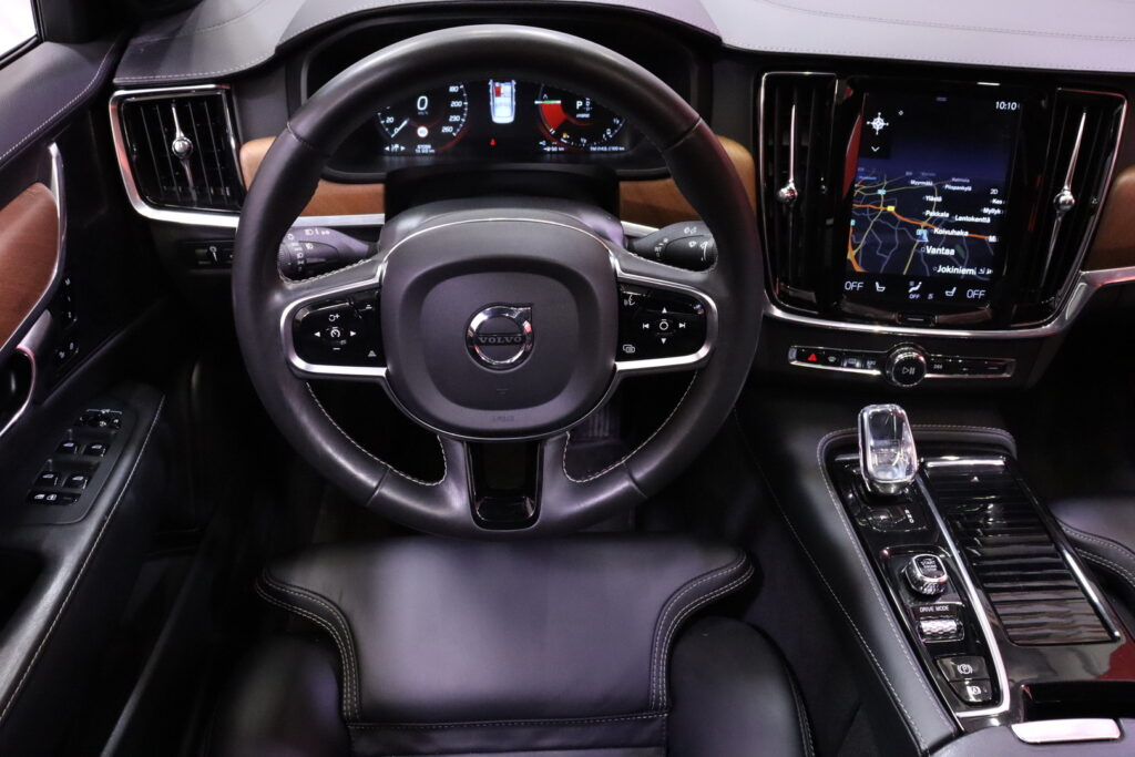 tuotekuva-Volvo-S90-IPC-540-2026-01-05-112604-24 tuotekuva-Volvo-S90-IPC-540-2026-01-05-112604-24