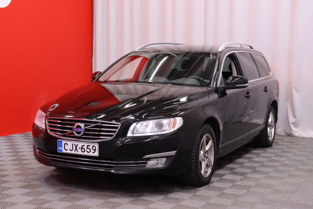 Volvo - V70 - D3 Classic aut / Webasto / Vetokoukku / Nahat / Xenon / Suomi-auto // Volvo - V70 - D3 Classic aut / Webasto / Vetokoukku / Nahat / Xenon / Suomi-auto // - Farmari