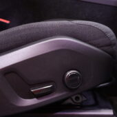 Volvo - XC60 - B4 AWD D-MHEV Business aut // Webasto / Koukku / Pilot Assist / VOC / BLIS / P-tutkat / Keyless Go // - Maastoauto