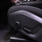 Volvo - XC60 - B4 AWD D-MHEV Business aut // Webasto / Koukku / Pilot Assist / VOC / BLIS / P-tutkat / Keyless Go // - Maastoauto