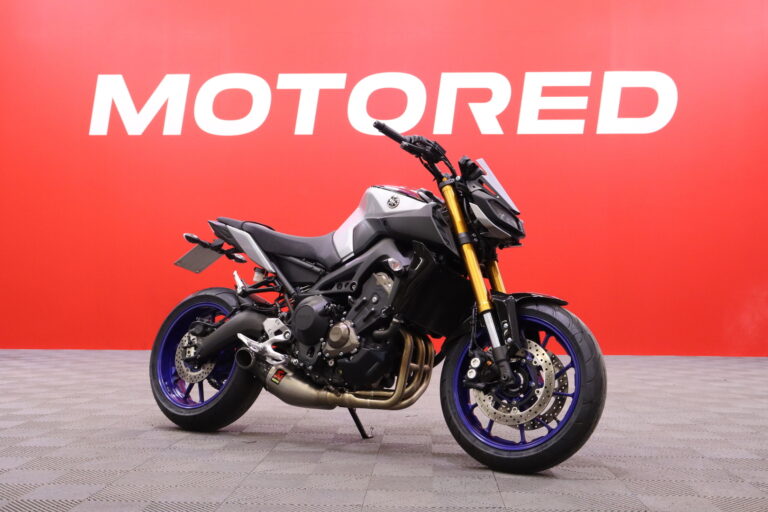 Yamaha - MT-09 - SP -malli // Suomi-Pyörä / Akrapovic / Shifter / Uudet Renkaat // - Moottoripyörä