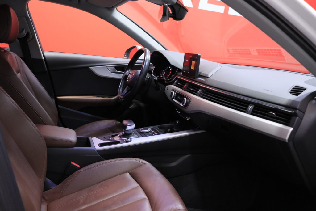 Audi - A4 - Avant Business 2,0 TFSI 140 kW S tronic Audi - A4 - Avant Business 2,0 TFSI 140 kW S tronic - Farmari