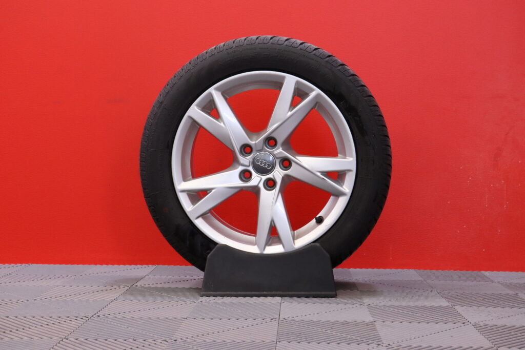 tuotekuva-Audi-A4-MNM-988-2026-02-12-142103-30 tuotekuva-Audi-A4-MNM-988-2026-02-12-142103-30