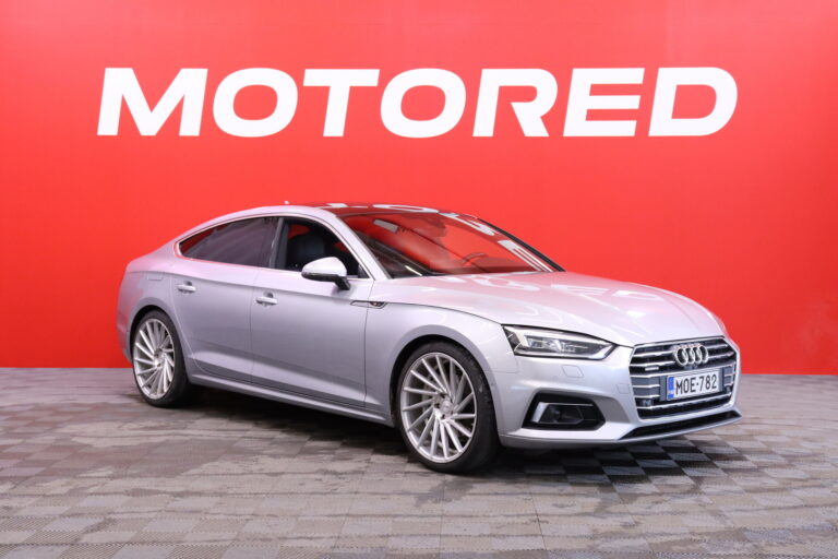 Audi - A5 - Sportback Business Sport 2,0 TDI 140 kW quattro S tronic / S-line / ACC / Digimittari / Matrix / 360 / Panorama / Koukku - Viistoperä