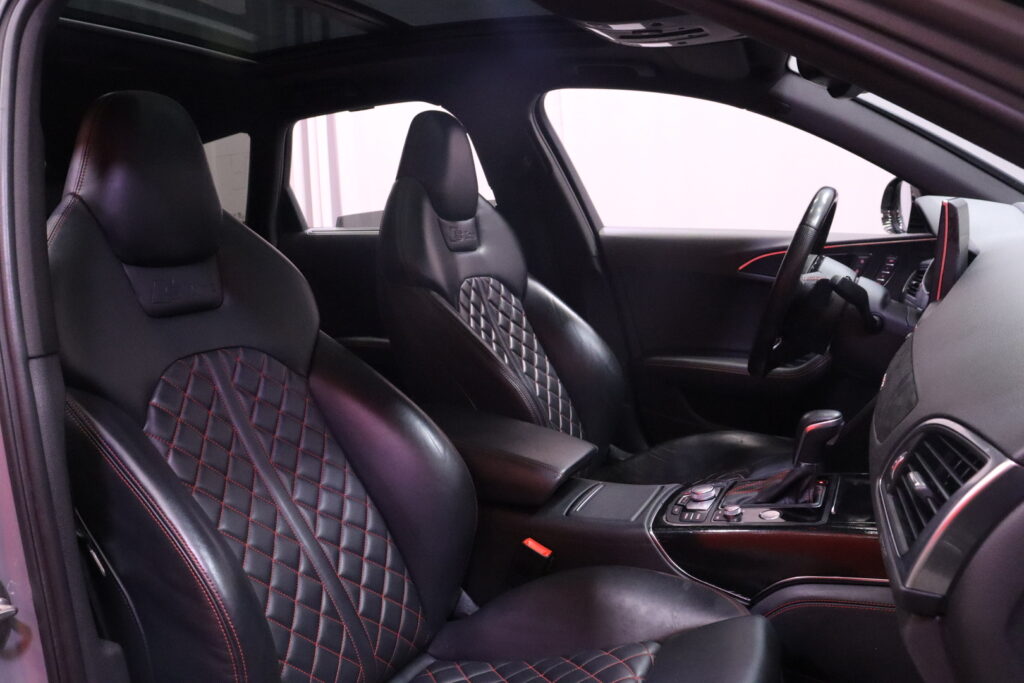 Audi - A6 - Avant Business 3,0 V6 TDI Biturbo Competition S-line 240kW // RS-Penkit / Matrix / HUD / ACC / BOSE / Panorama / Tutkat / Vetokoukku / Audi - A6 - Avant Business 3,0 V6 TDI Biturbo Competition S-line 240kW // RS-Penkit / Matrix / HUD / ACC / BOSE / Panorama / Tutkat / Vetokoukku / - Farmari