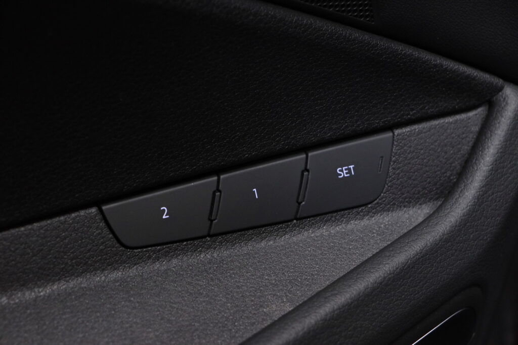 Audi - e-tron - Sportback quattro S Line Audi - e-tron - Sportback quattro S Line - Maastoauto