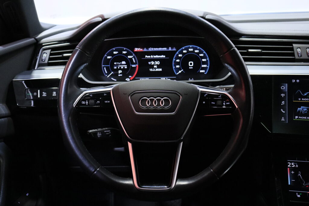 tuotekuva-Audi-e-tron-XPR-840-2026-02-16-100004-17 tuotekuva-Audi-e-tron-XPR-840-2026-02-16-100004-17