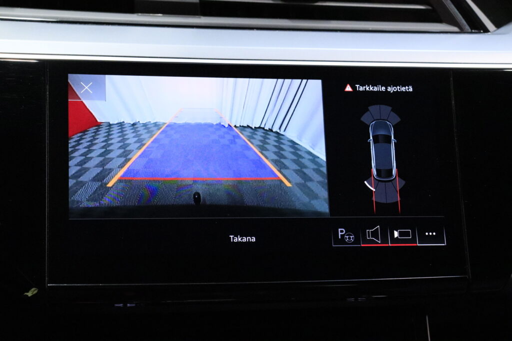 tuotekuva-Audi-e-tron-XPR-840-2026-02-16-100004-22 tuotekuva-Audi-e-tron-XPR-840-2026-02-16-100004-22