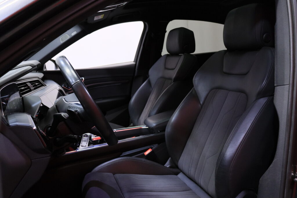 Audi - e-tron - Sportback quattro S Line Audi - e-tron - Sportback quattro S Line - Maastoauto