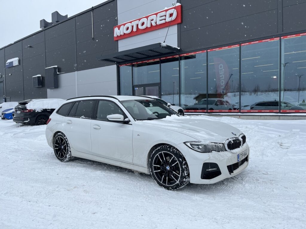 BMW - 320 - G21 Touring 320d A xDrive Business M Sport MHEV - Farmari