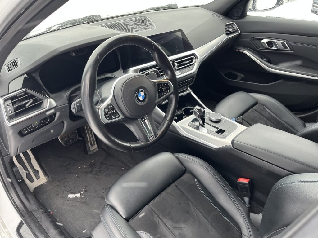 BMW - 320 - G21 Touring 320d A xDrive Business M Sport MHEV BMW - 320 - G21 Touring 320d A xDrive Business M Sport MHEV - Farmari