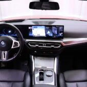 BMW - I4 M50 - Charged Plus // 1-om. Suomi-auto / Laser / M-Istuimet / H&K / ACC / HUD / 360° / - Sedan