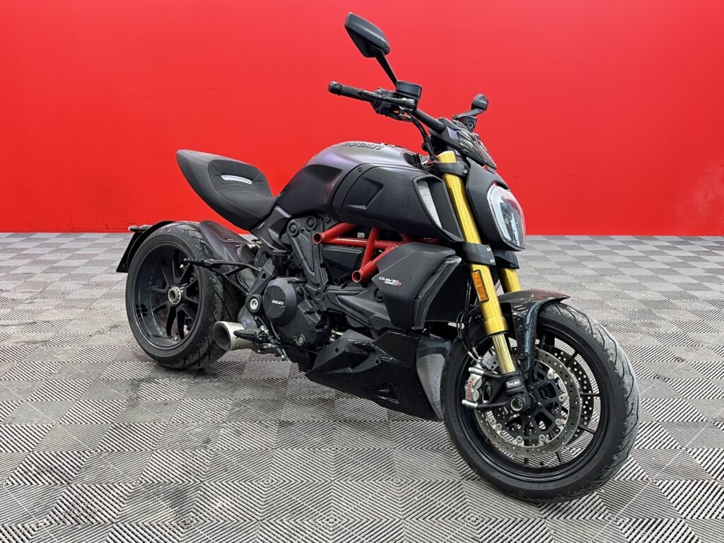 Ducati - DIAVEL - 1260 S // Termignoni putkisto / 1.OM Suomi-pyörä / Brembo // - Moottoripyörä