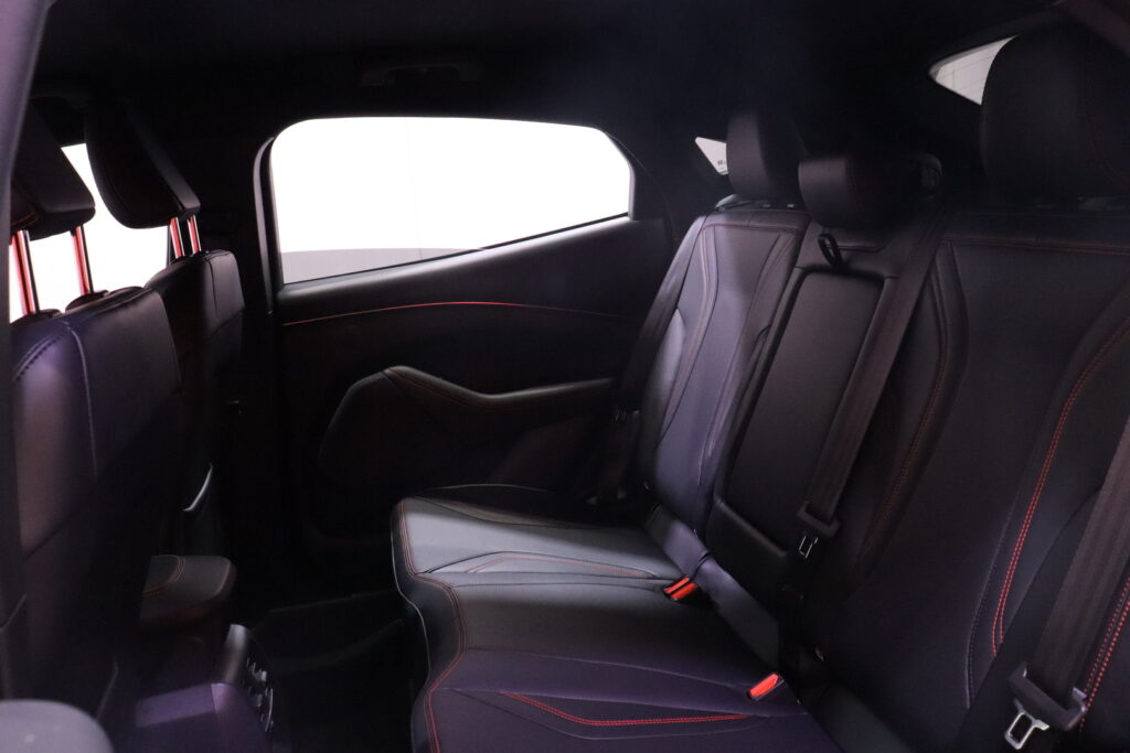 tuotekuva-Ford-MUSTANG-MACH-E-GRL-210-2026-02-27-154006-26 tuotekuva-Ford-MUSTANG-MACH-E-GRL-210-2026-02-27-154006-26