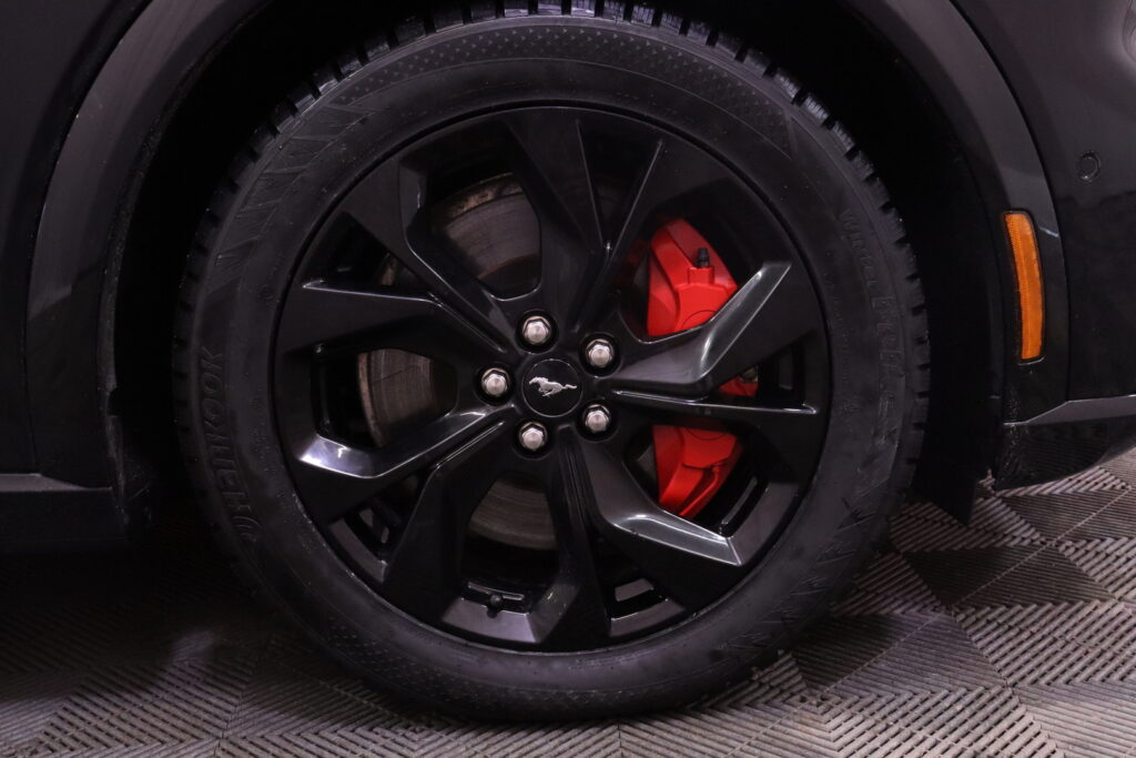 tuotekuva-Ford-MUSTANG-MACH-E-GRL-210-2026-02-27-154006-27 tuotekuva-Ford-MUSTANG-MACH-E-GRL-210-2026-02-27-154006-27