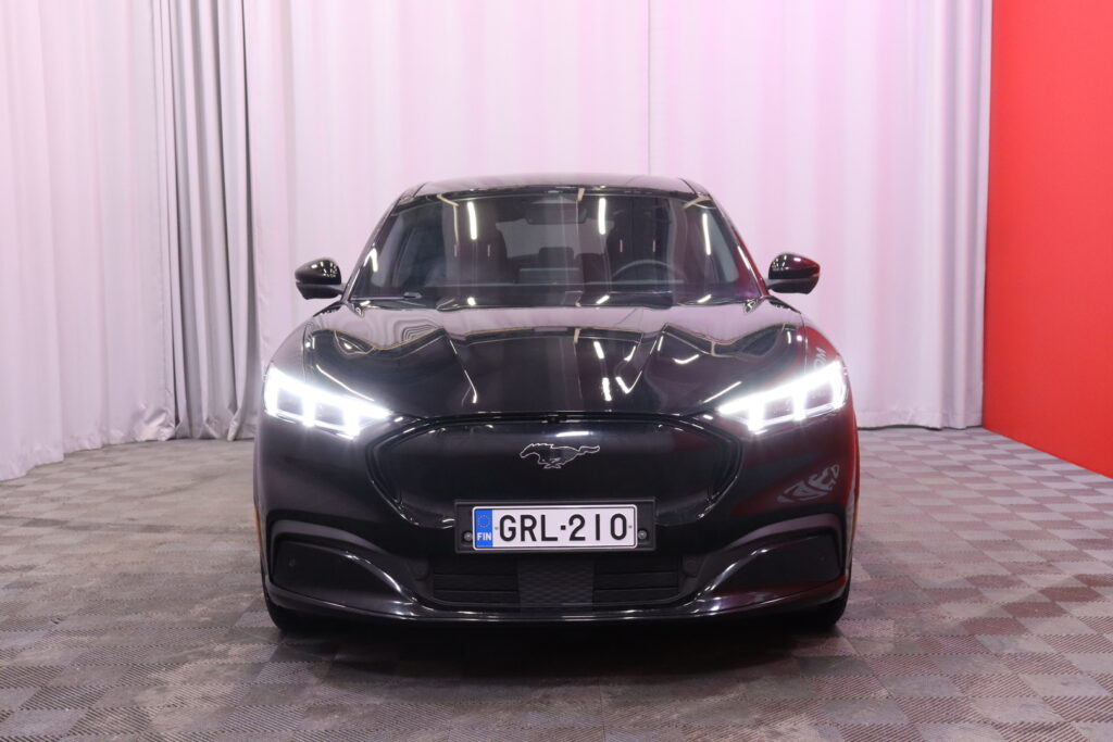 Ford - MUSTANG MACH-E - 75kWh 269hv AWD Premium // ACC / B&O / 360° / Muistipenkki / SYNC IV / Keyless / Navi / Ford - MUSTANG MACH-E - 75kWh 269hv AWD Premium // ACC / B&O / 360° / Muistipenkki / SYNC IV / Keyless / Navi / - Maastoauto