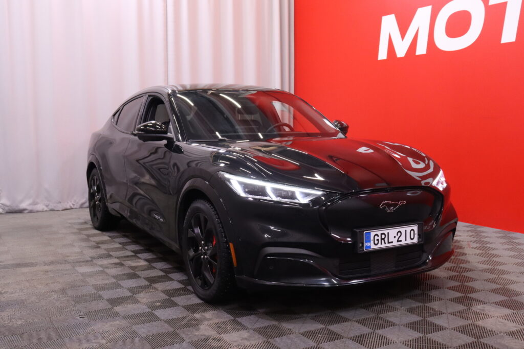 Ford - MUSTANG MACH-E - 75kWh 269hv AWD Premium // ACC / B&O / 360° / Muistipenkki / SYNC IV / Keyless / Navi / Ford - MUSTANG MACH-E - 75kWh 269hv AWD Premium // ACC / B&O / 360° / Muistipenkki / SYNC IV / Keyless / Navi / - Maastoauto