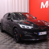 Ford - MUSTANG MACH-E - 75kWh 269hv AWD Premium // ACC / B&O / 360° / Muistipenkki / SYNC IV / Keyless / Navi / - Maastoauto