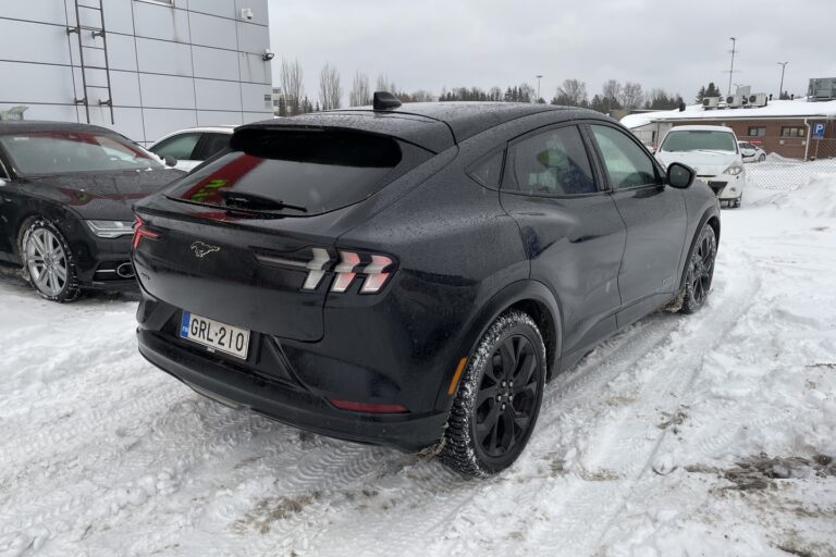 Ford - Mustang - Mustang Mach-E // ACC / B&O / LED / 360 Kamera / Nahkasisusta / Muistipenkki // - Viistoperä