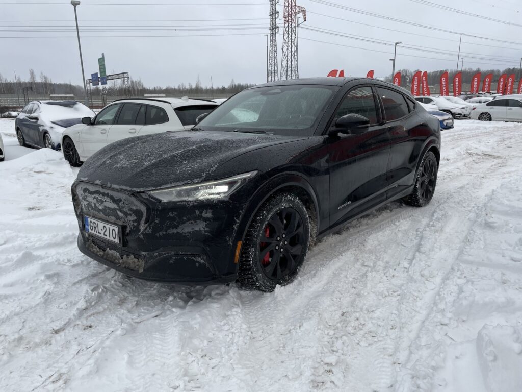 Ford - Mustang - Mustang Mach-E // ACC / B&O / LED / 360 Kamera / Nahkasisusta / Muistipenkki // Ford - Mustang - Mustang Mach-E // ACC / B&O / LED / 360 Kamera / Nahkasisusta / Muistipenkki // - Viistoperä