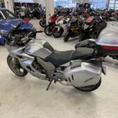 Honda - CBF - 1000 S // Suomi-pyörä / Huoltokirja / 3x Laukut // - Moottoripyörä