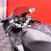 Honda - CBR - 1100 XX Super Blackbird // Kuin uusi! / Uudet renkaat! / Huoltokirja / Suomi-pyörä / 3x laukut // - Moottoripyörä