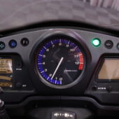 Honda - CBR - 1100 XX Super Blackbird // Kuin uusi! / Uudet renkaat! / Huoltokirja / Suomi-pyörä / 3x laukut // - Moottoripyörä