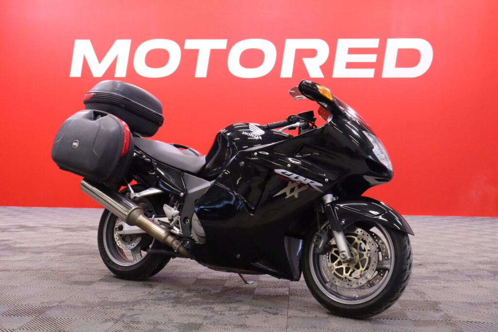 Honda - CBR - 1100 XX Super Blackbird // 3x-laukut / Valmis kesänajoon // Honda - CBR - 1100 XX Super Blackbird // 3x-laukut / Valmis kesänajoon // - Moottoripyörä