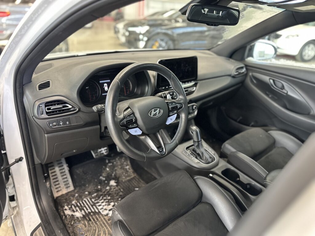 Hyundai - i30 N - Fastback 2.0 T-GDI 8DCT 280 hv MY21 Hyundai - i30 N - Fastback 2.0 T-GDI 8DCT 280 hv MY21 - Viistoperä