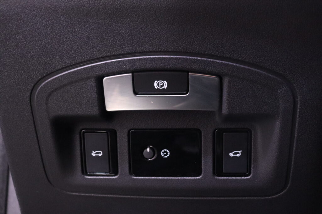 tuotekuva-Jaguar-I-PACE-LTA-493-2026-02-19-140603-18 tuotekuva-Jaguar-I-PACE-LTA-493-2026-02-19-140603-18