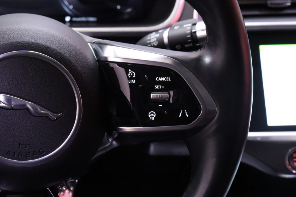 tuotekuva-Jaguar-I-PACE-LTA-493-2026-02-19-140603-21 tuotekuva-Jaguar-I-PACE-LTA-493-2026-02-19-140603-21