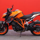 KTM - 1290 - Super Duke R // Akrapovic slipari + decat / 30tkm huolto tehty! // - Moottoripyörä