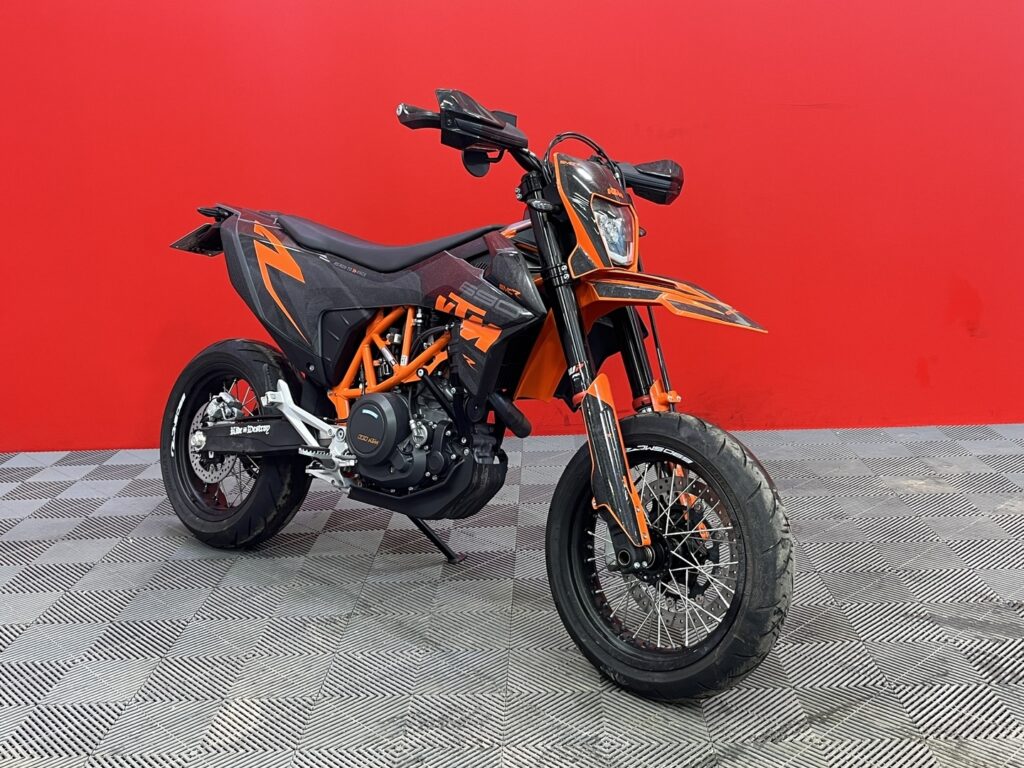 KTM - 690 - SMC-R // Juuri Saapunut! / Arrow / Brembo // - Moottoripyörä