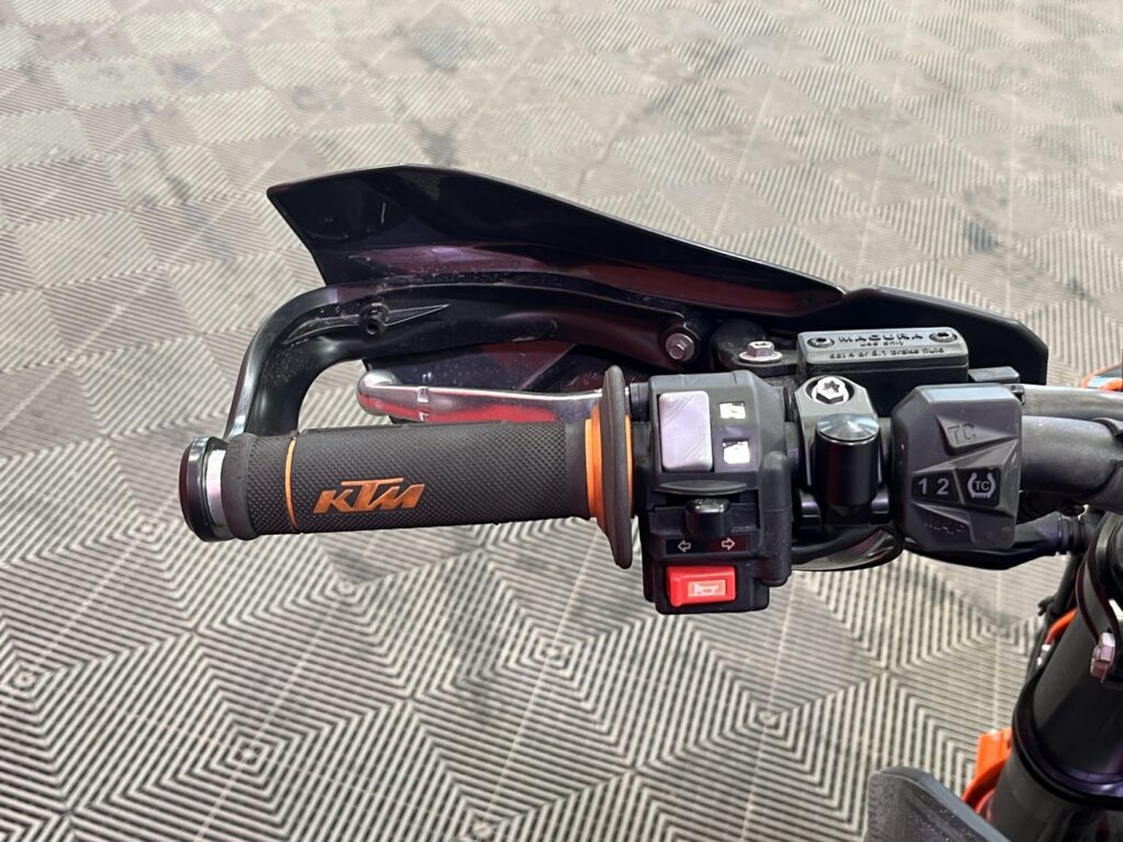 KTM - 690 - SMC-R // Juuri Saapunut! / Arrow / Brembo // KTM - 690 - SMC-R // Juuri Saapunut! / Arrow / Brembo // - Moottoripyörä