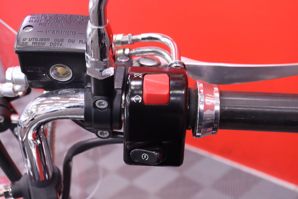 tuotekuva-Kawasaki-VN-86-IEJ-2026-02-17-150603-15 tuotekuva-Kawasaki-VN-86-IEJ-2026-02-17-150603-15