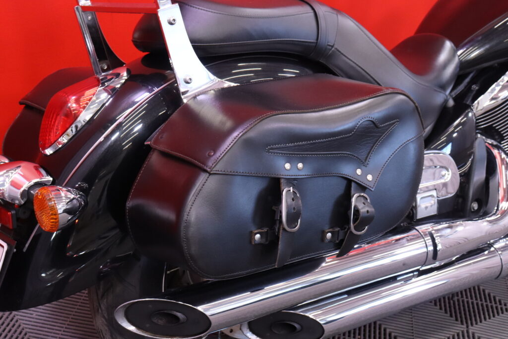 Kawasaki - VN - 900 Classic // Juuri saapunut! / Suomi-pyörä / Hieno! / 2x Laukut / Sissy // Kawasaki - VN - 900 Classic // Juuri saapunut! / Suomi-pyörä / Hieno! / 2x Laukut / Sissy // - Moottoripyörä